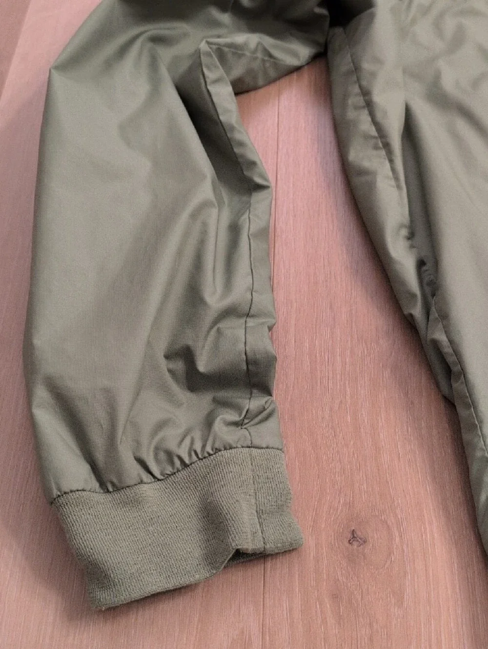 Nike Sportswear Mens Two-Tone Olive Green Windbreaker Windrunner Hooded Jacket M